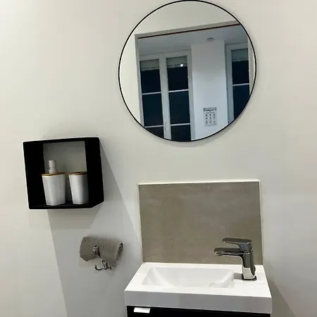 Fossil - Mmgreenhouse - Netflix & Wifi Apartment Tourcoing